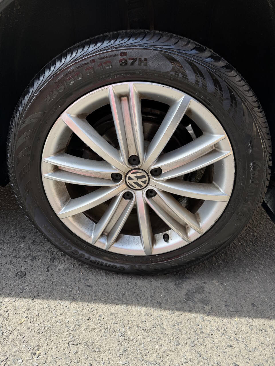 Used 2015 Volkswagen Tiguan SEL image 19
