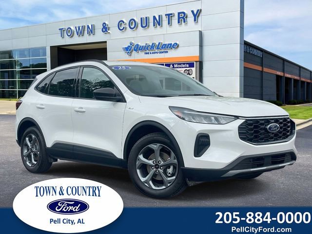 Certified 2025 Ford Escape ST-Line AWD/4WD image 1