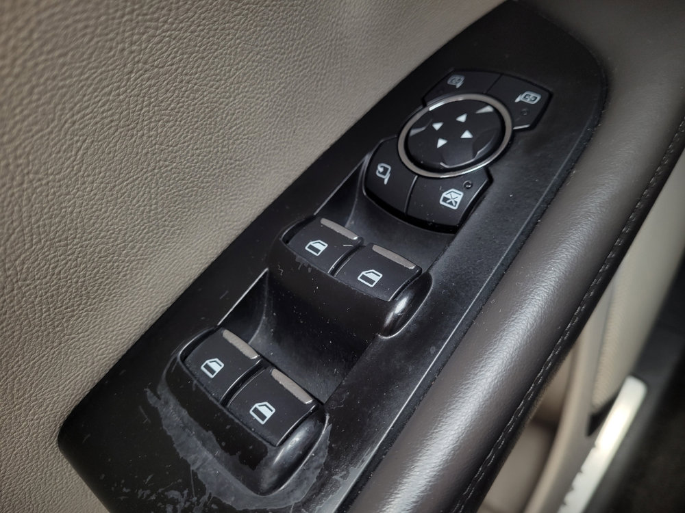 Used 2016 Lincoln MKX Reserve w/ Climate Package image 27