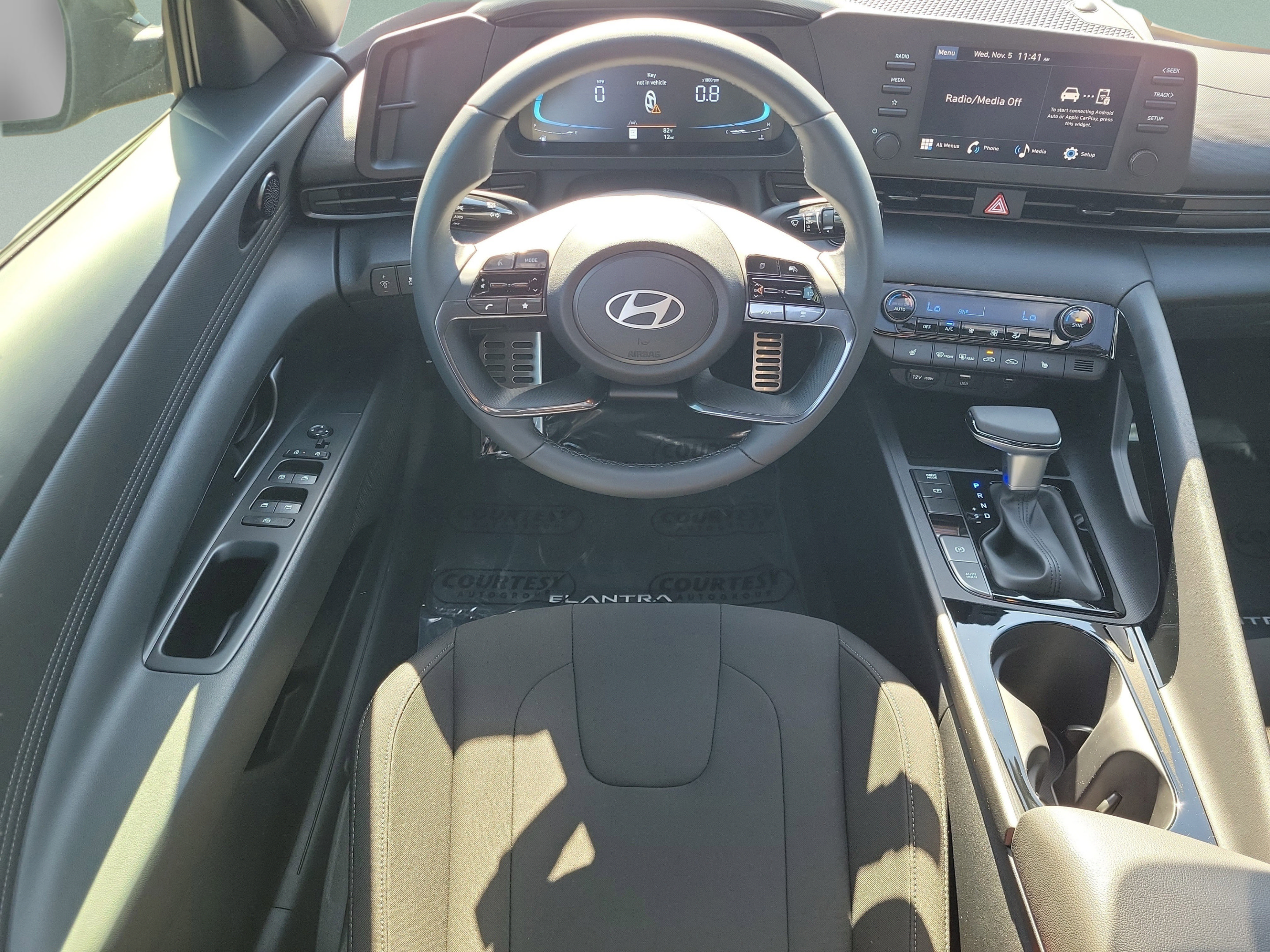 New 2026 Hyundai Elantra SEL Sport Premium w/ Cargo Package FWD image 13
