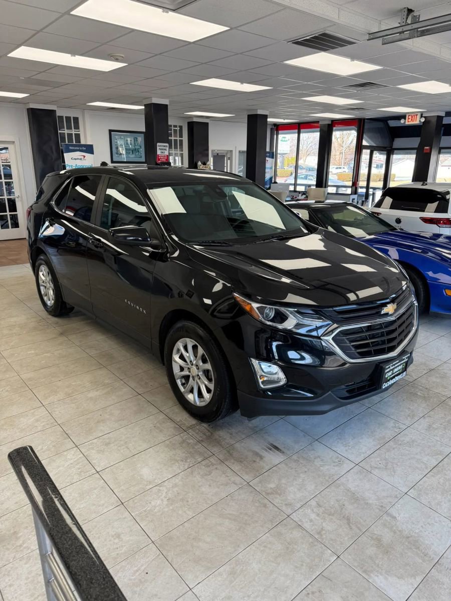 Used 2021 Chevrolet Equinox LT image 3