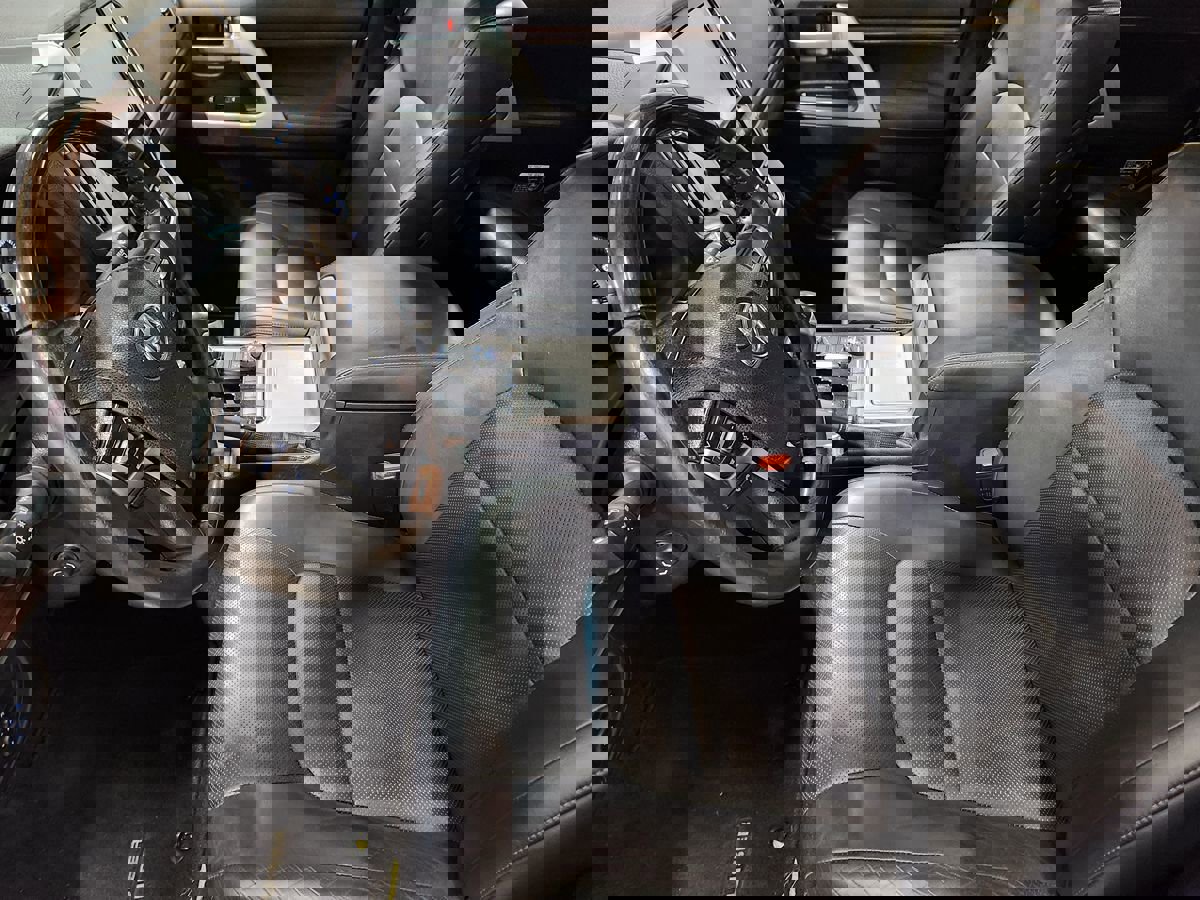 Used 2019 Toyota Land Cruiser image 29