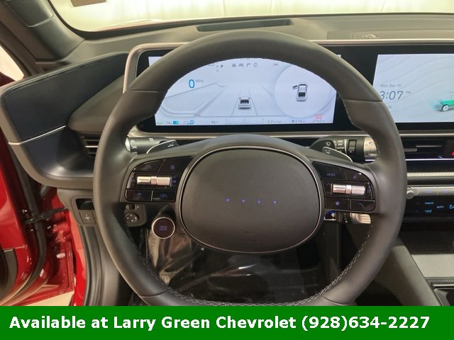 Used 2025 Hyundai Ioniq 6 Limited image 12