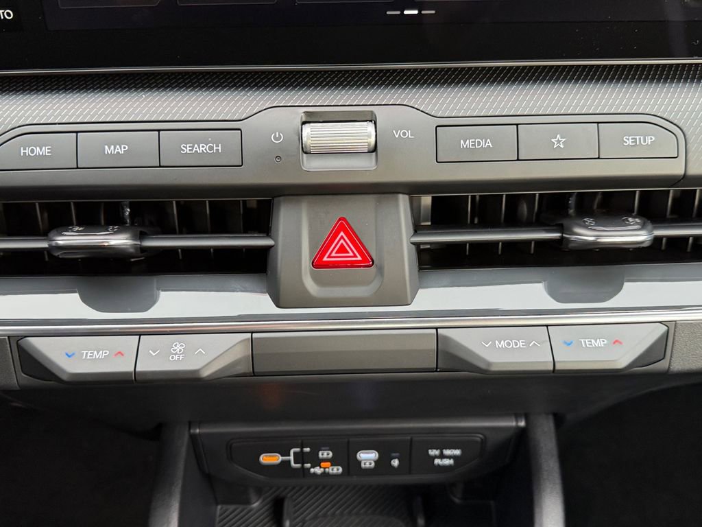 New 2025 Kia K4 GT-Line Turbo image 17