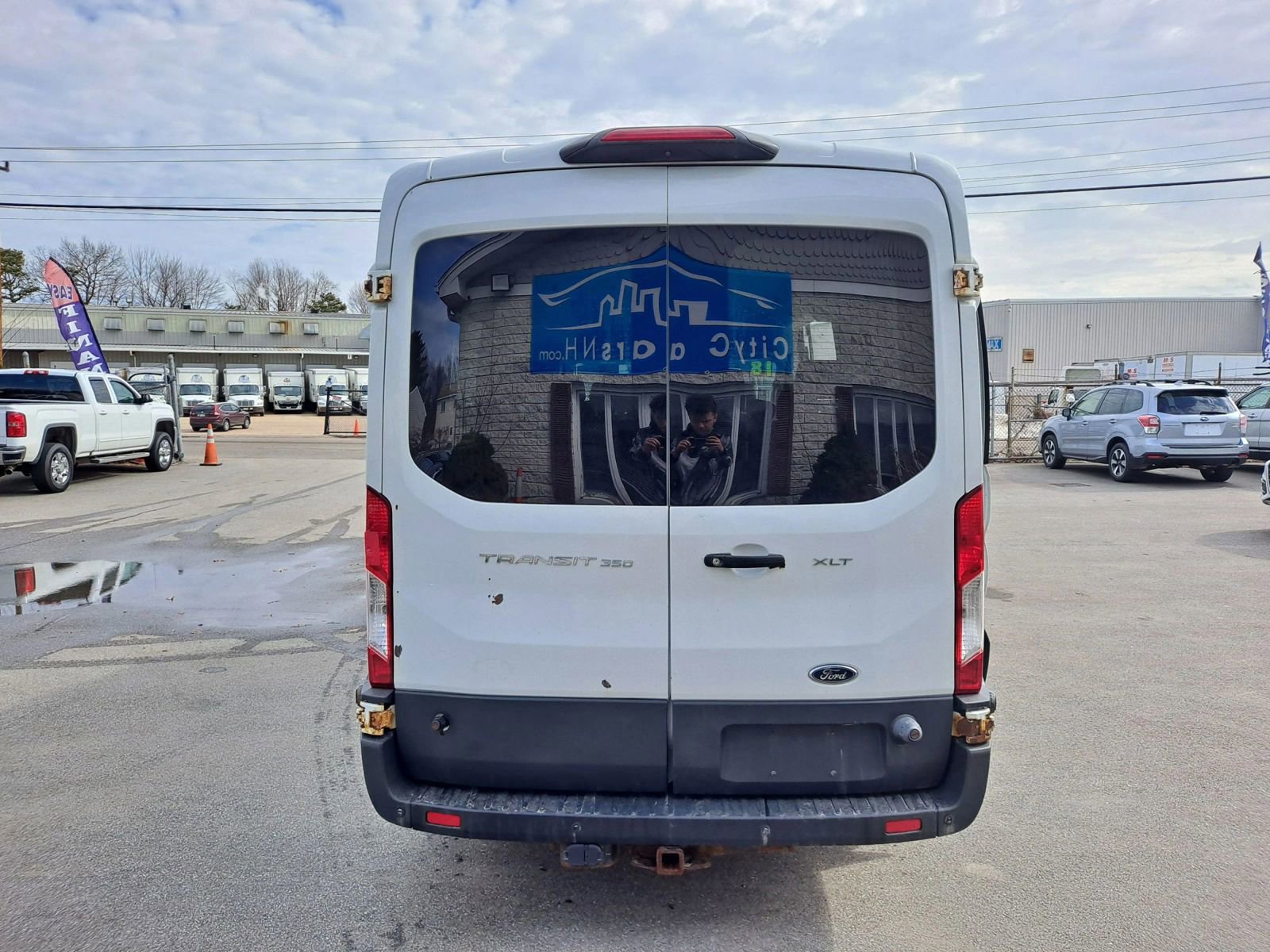 Used 2018 Ford Transit 350 XLT image 6