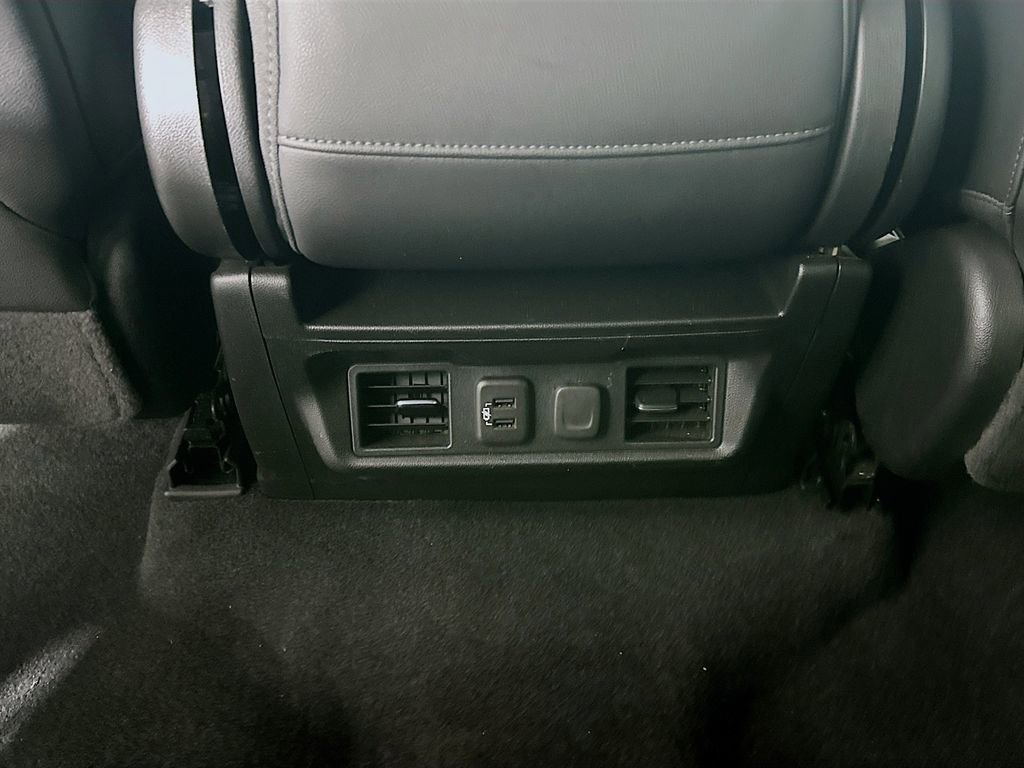 Used 2020 Chevrolet Silverado 1500 LT w/ All-Star Edition image 21