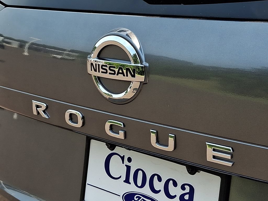 Used 2021 Nissan Rogue SV AWD/4WD image 30