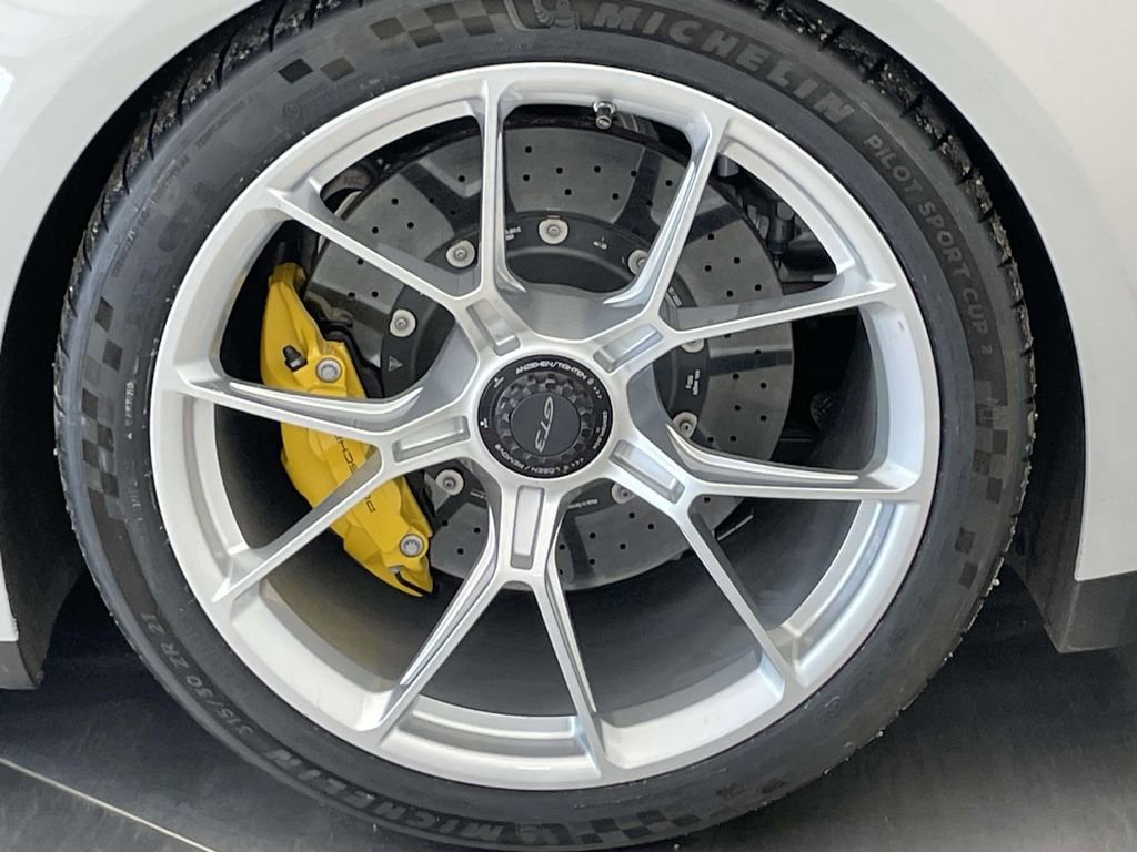 Certified 2022 Porsche 911 GT3 RWD image 12
