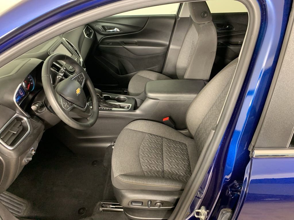 Used 2023 Chevrolet Equinox LT w/ Driver Convenience Package AWD/4WD image 27