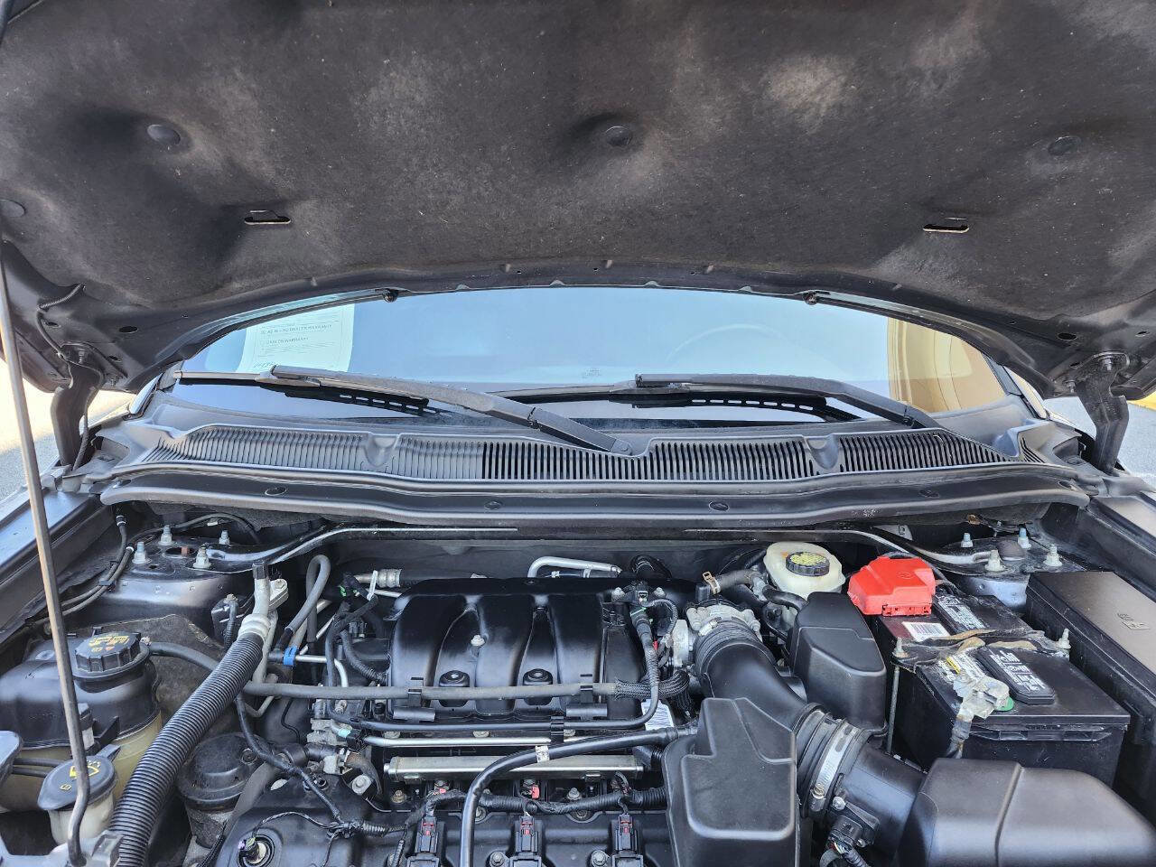 Used 2013 Ford Explorer XLT image 22