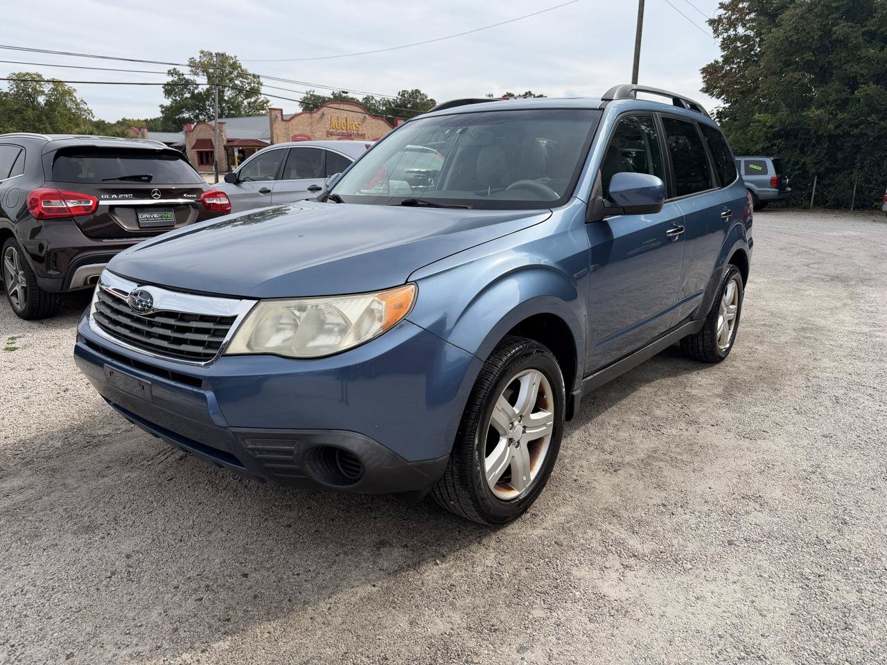 Used 2010 Subaru Forester 2.5X Premium AWD/4WD image 1