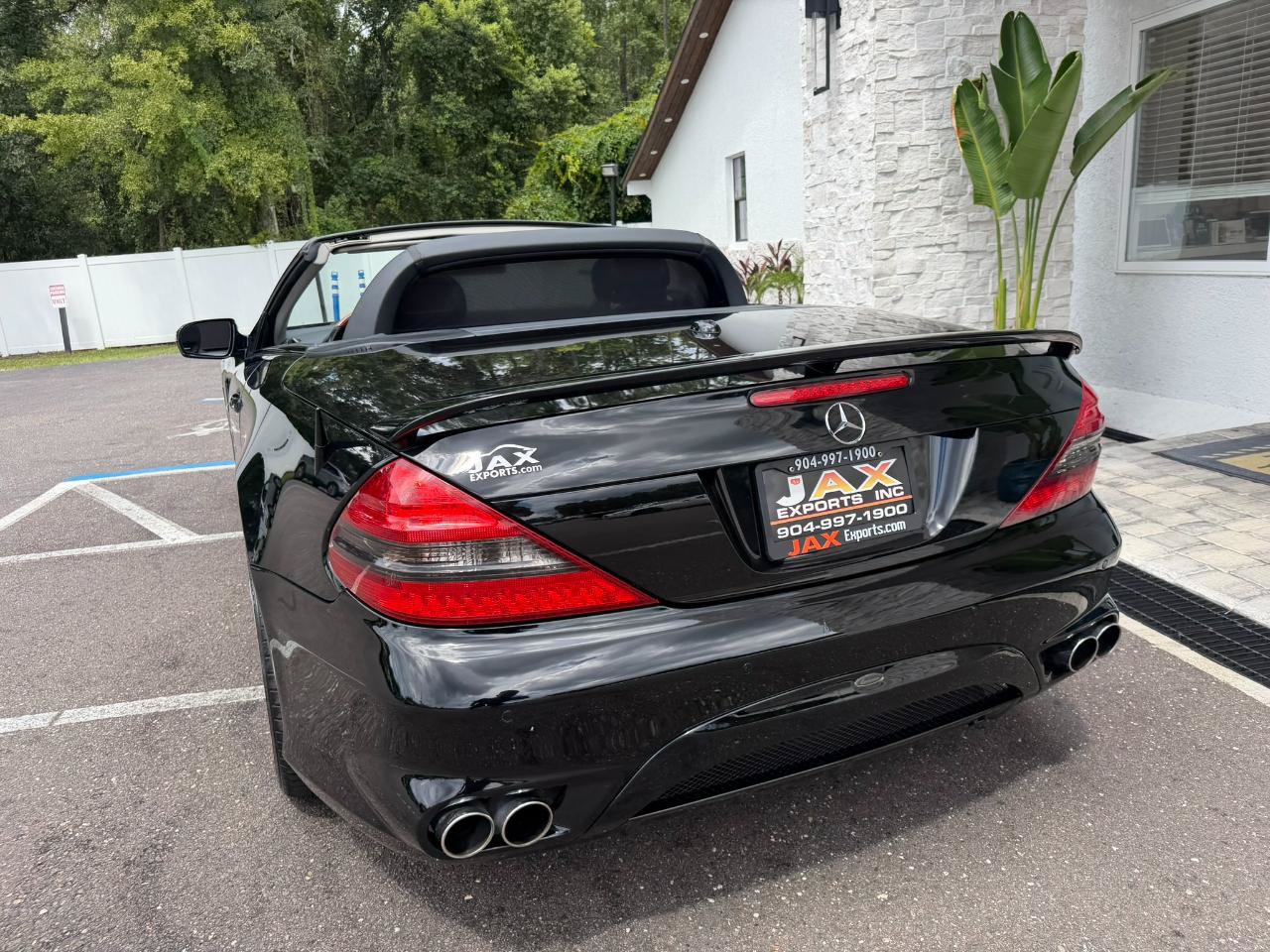 Used 2011 Mercedes-Benz SL 550 image 13