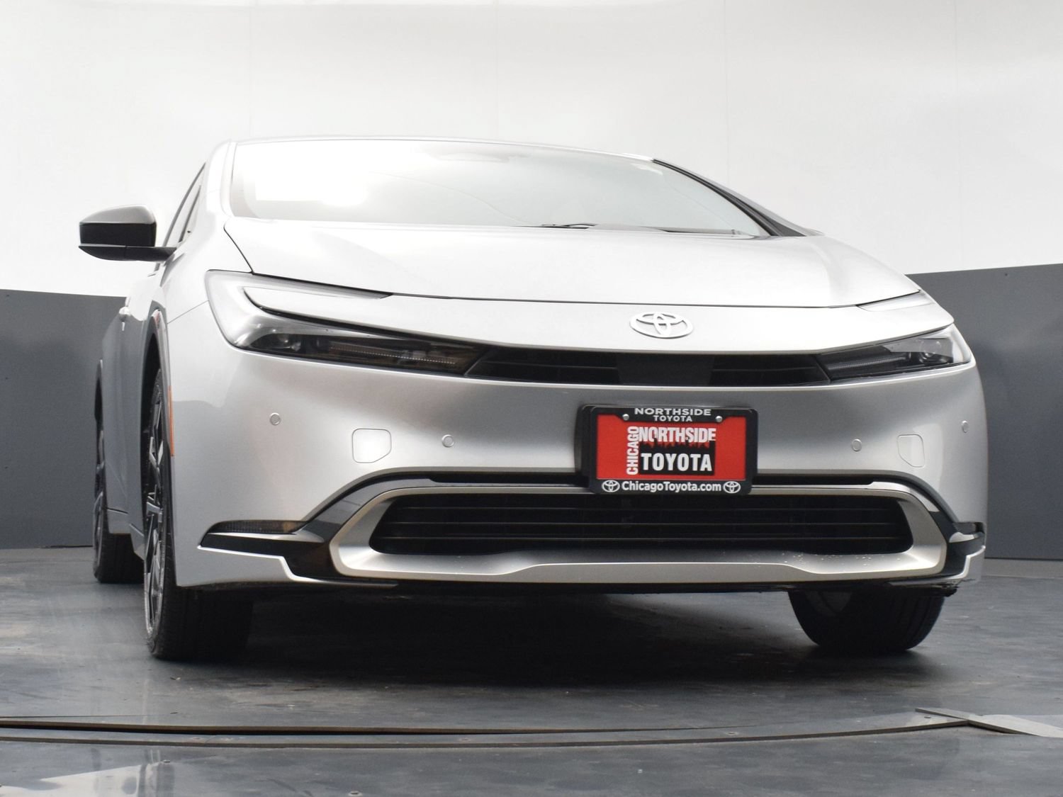 Used 2026 Toyota Prius Plug-In Hybrid FWD image 31