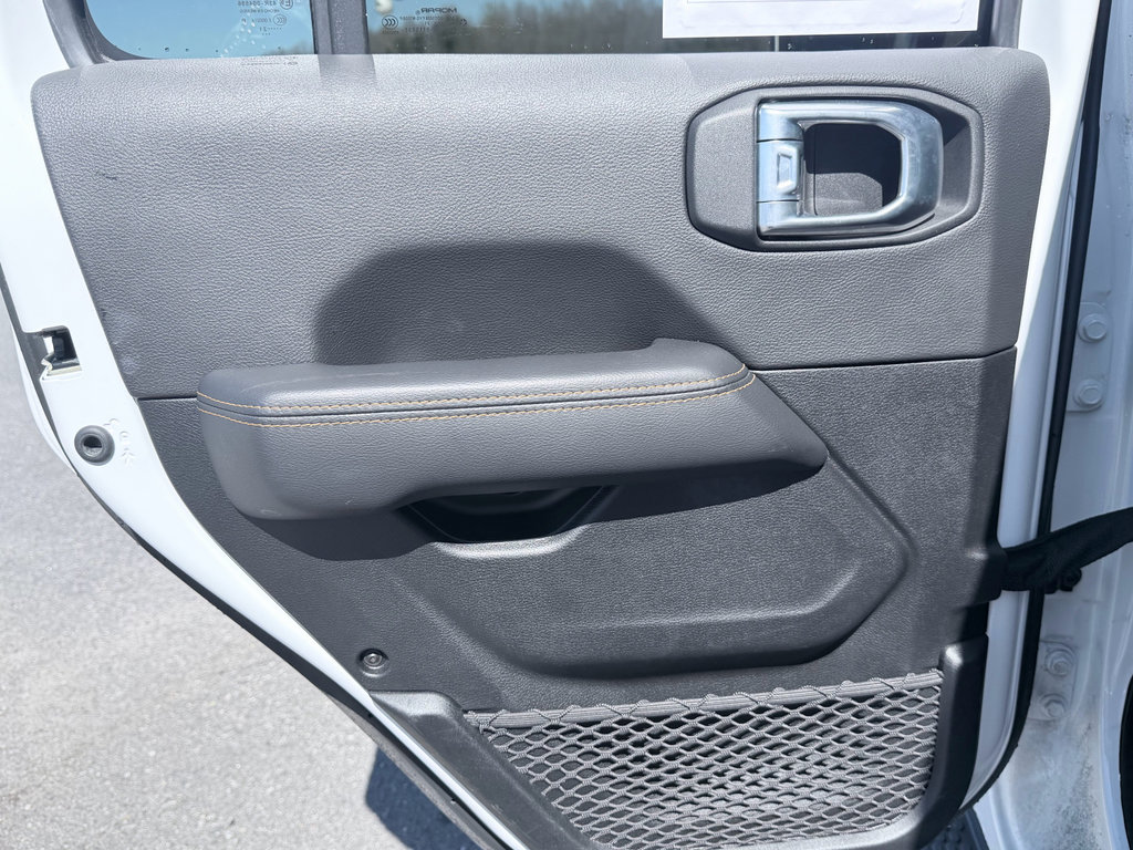 Used 2021 Jeep Wrangler Unlimited Sahara image 26