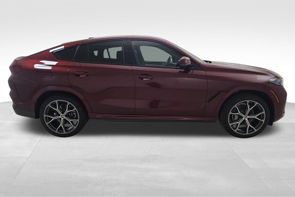 Certified 2026 BMW X6 xDrive40i AWD/4WD image 10