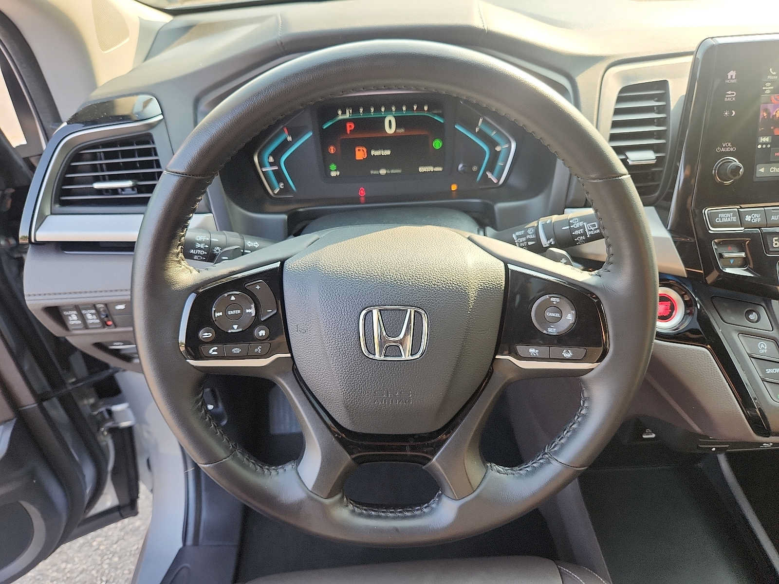 Certified 2024 Honda Odyssey Touring image 19