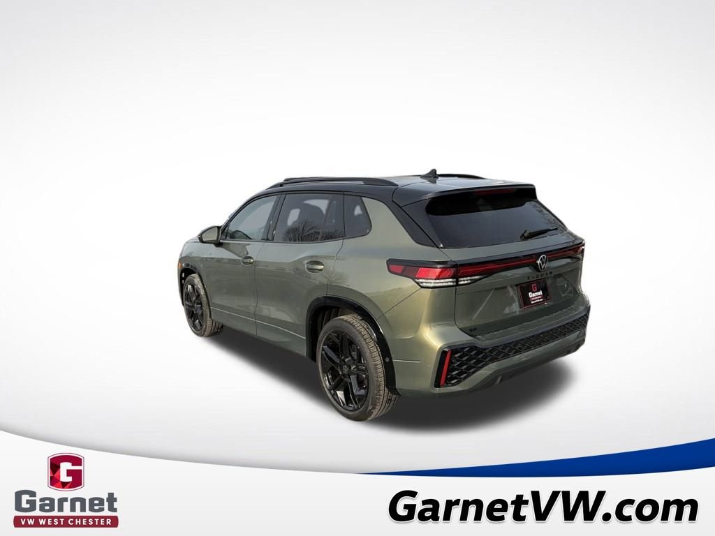 New 2026 Volkswagen Tiguan SE R-Line image 3