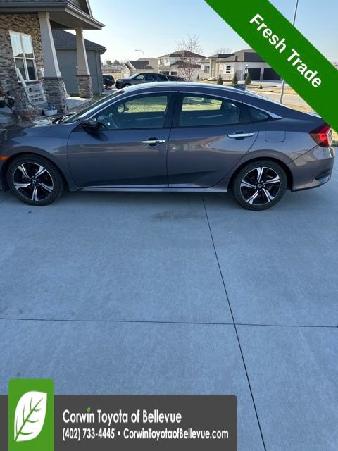 Used 2017 Honda Civic Touring image 19