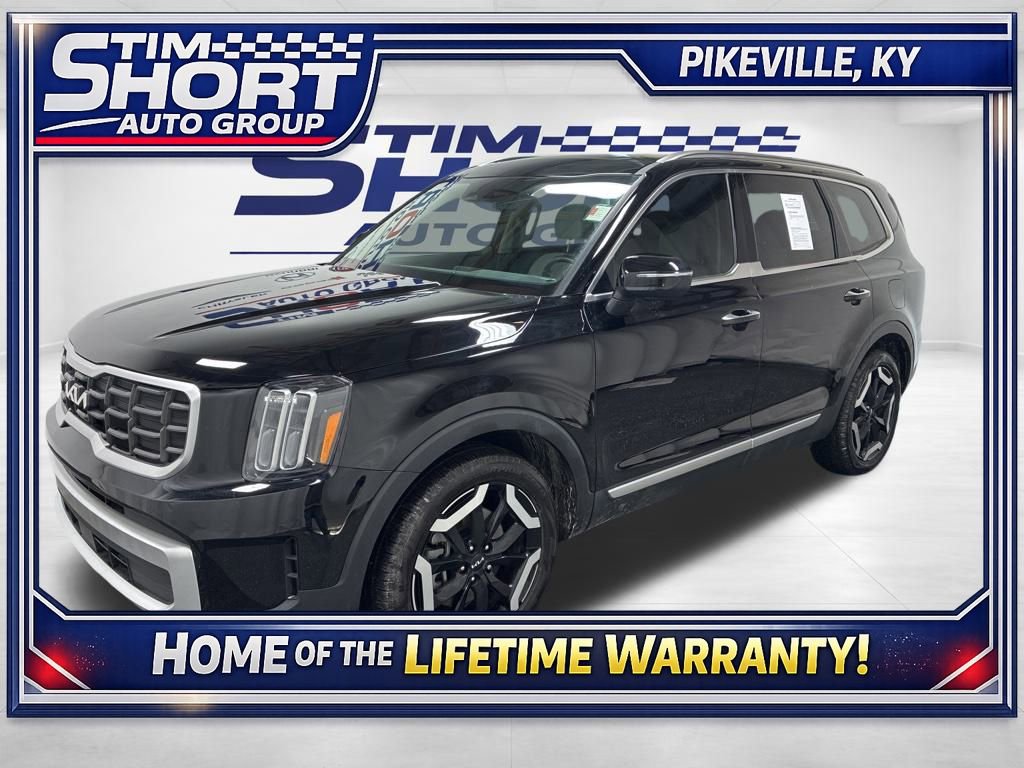 Used 2024 Kia Telluride S w/ S Sunroof Package
