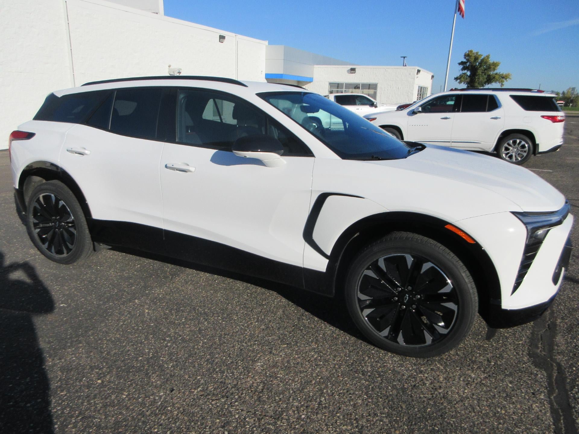 Certified 2024 Chevrolet Blazer EV RS AWD/4WD image 3
