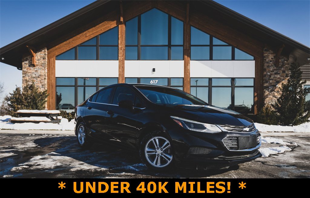Used 2018 Chevrolet Cruze LT w/ Convenience Package