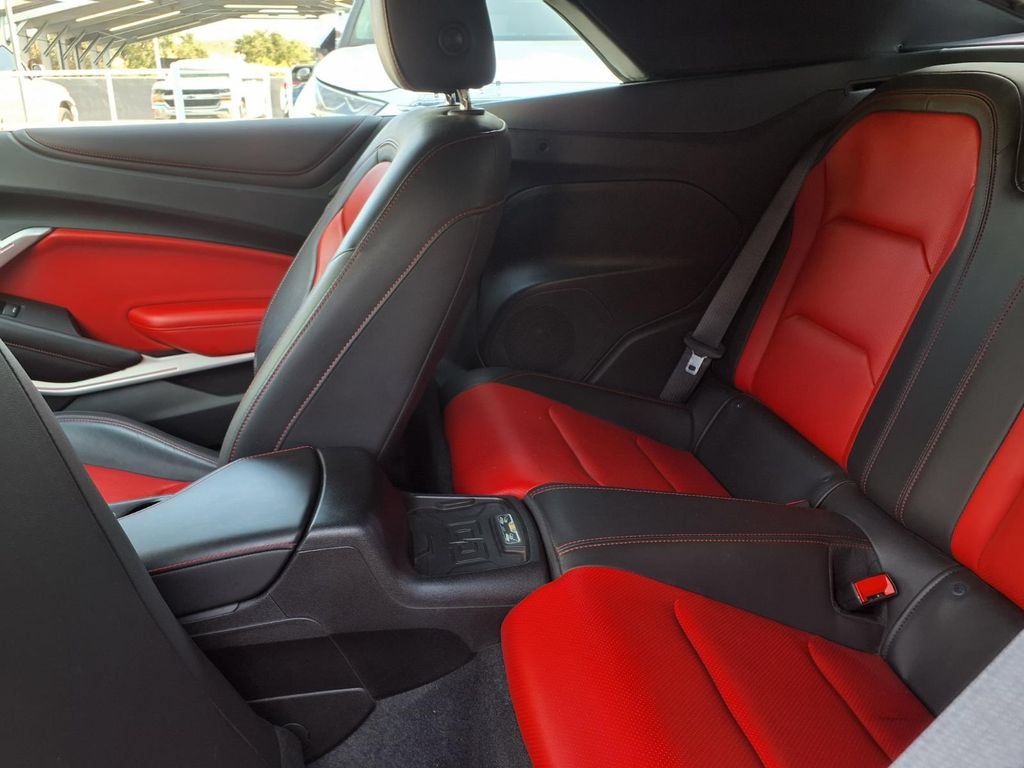 Used 2016 Chevrolet Camaro SS RWD image 24