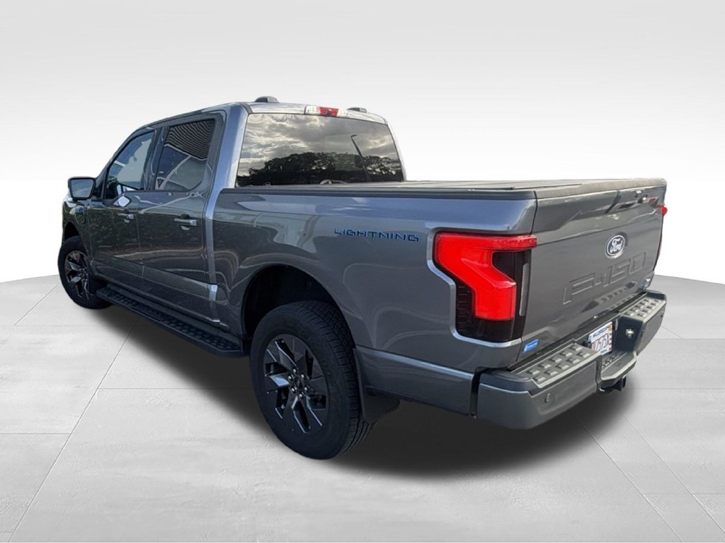 Used 2025 Ford F150 Lightning Flash AWD/4WD image 8