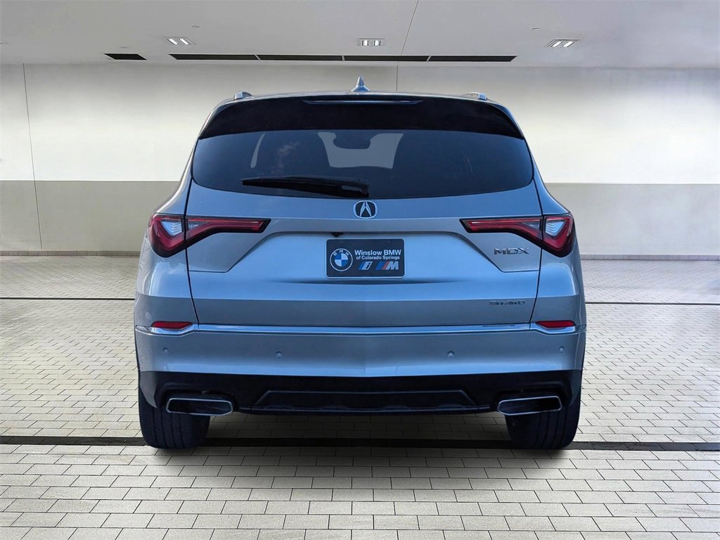 Used 2023 Acura MDX SH-AWD w/ Advance Package image 4