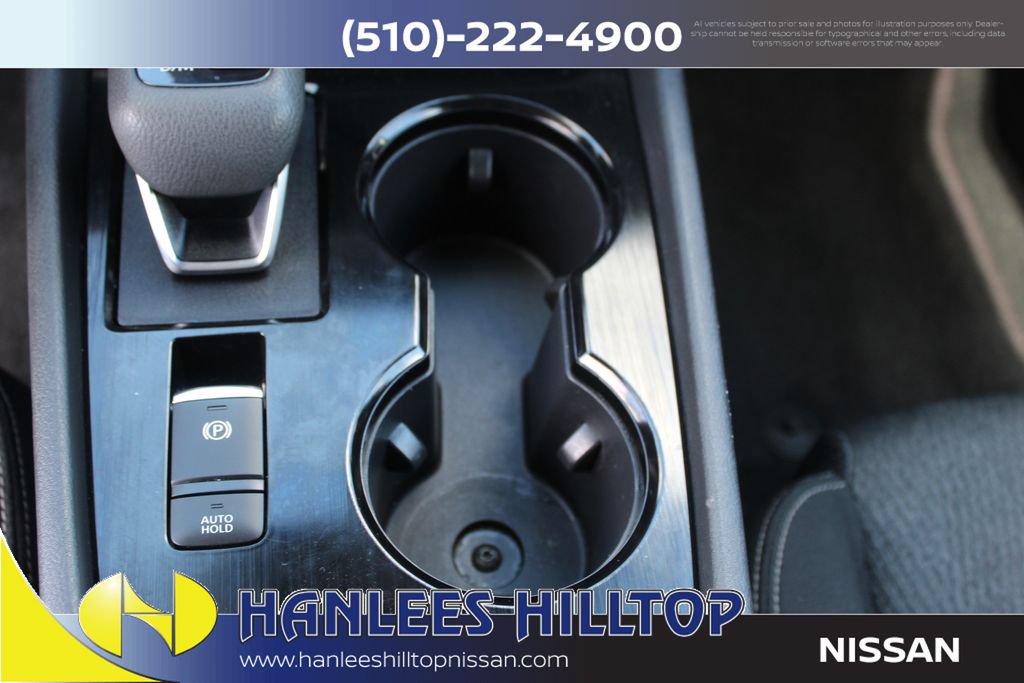 Used 2025 Nissan Rogue SV AWD/4WD image 21