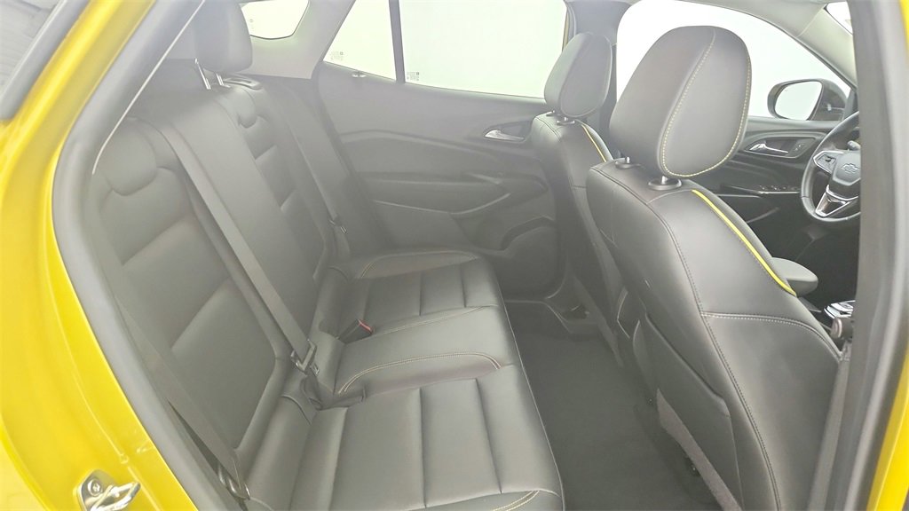 Used 2024 Chevrolet Trax ACTIV w/ Driver Confidence Package image 33