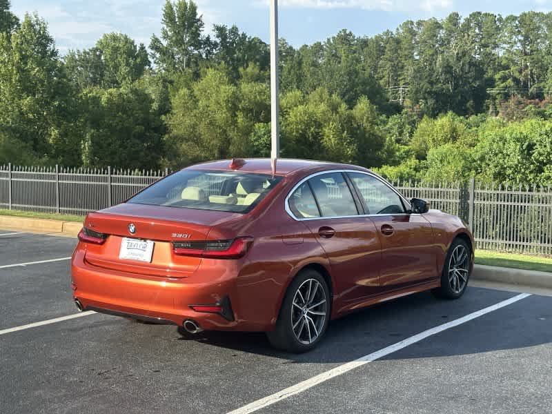 Used 2021 BMW 330i xDrive Sedan AWD/4WD image 10