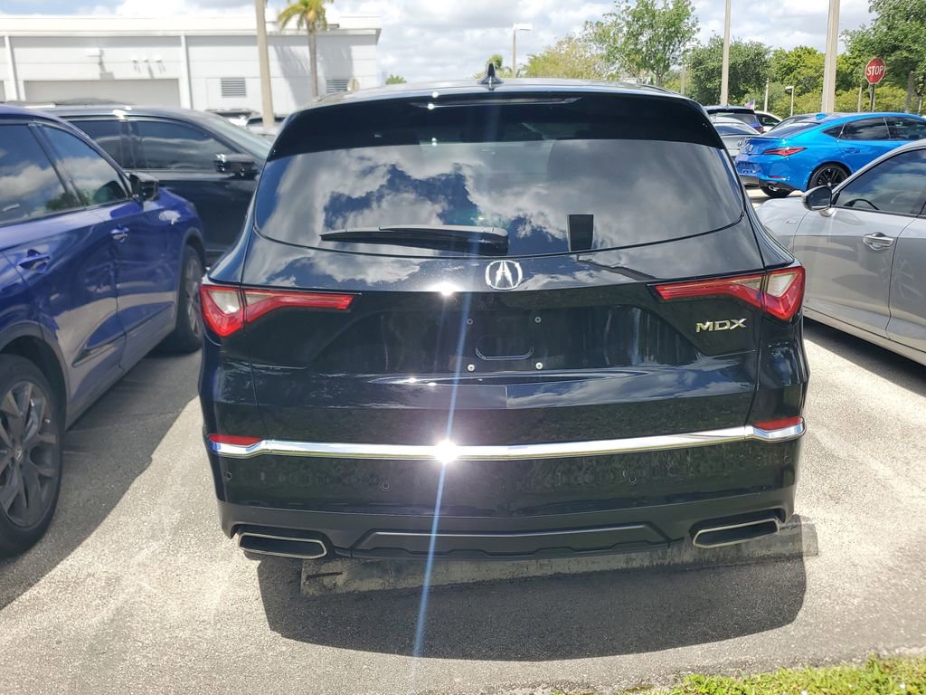 Certified 2024 Acura MDX FWD w/ Technology Package image 7