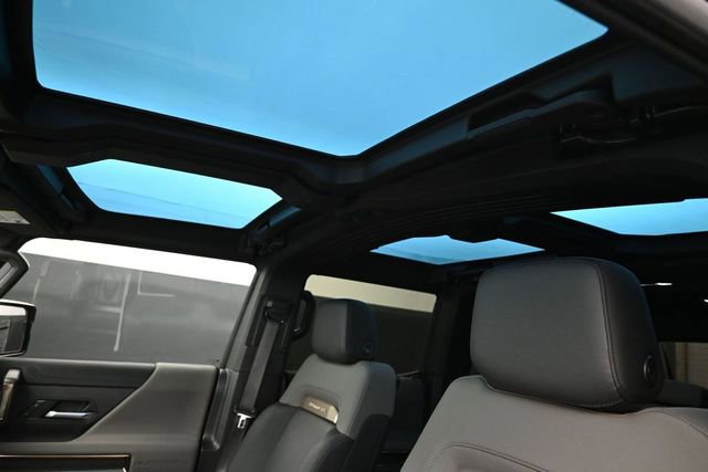 Used 2024 GMC Hummer EV 3X AWD/4WD image 14