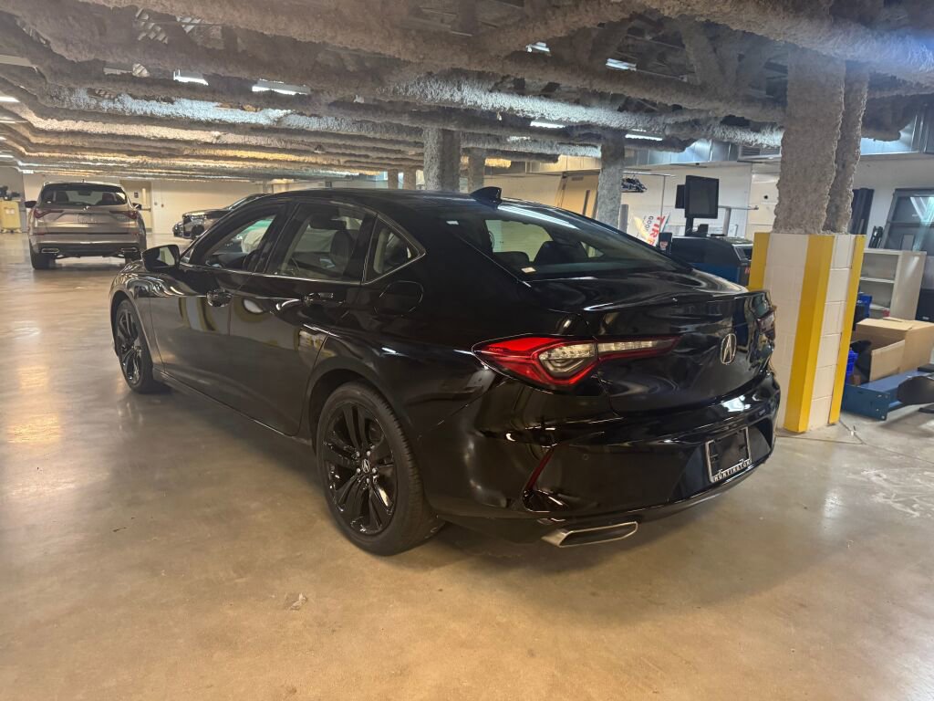Certified 2022 Acura TLX w/ Technology Package image 8