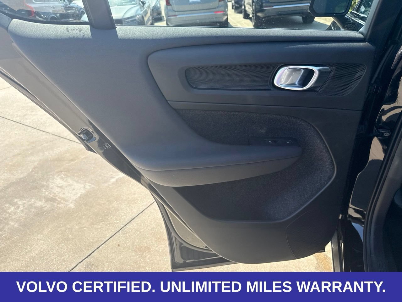 Certified 2023 Volvo C40 Recharge Core AWD/4WD image 18