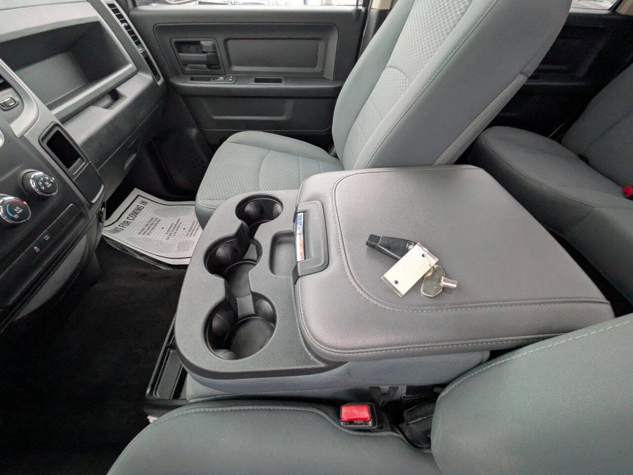 Used 2015 RAM 1500 Express image 17