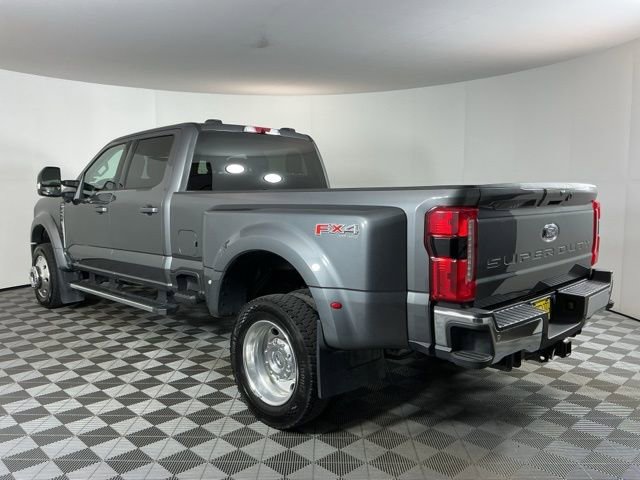 Used 2025 Ford F450 Lariat w/ FX4 Off-Road Package AWD/4WD image 6