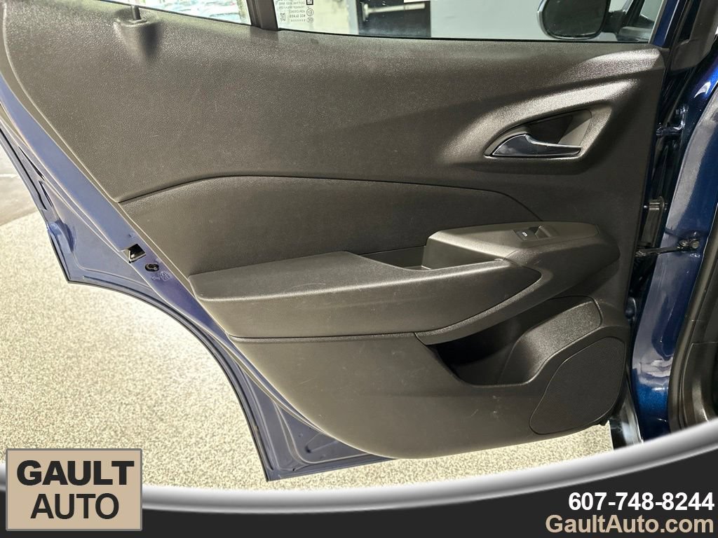 Certified 2024 Chevrolet Trax LT w/ Driver Confidence Package FWD image 13