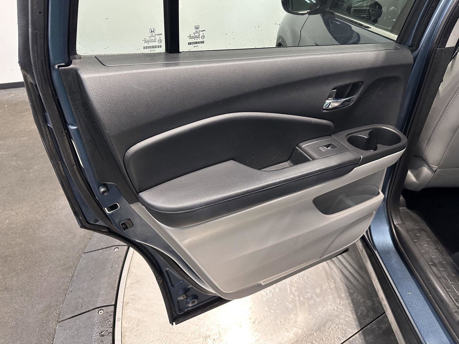 Used 2016 Honda Pilot EX-L image 27