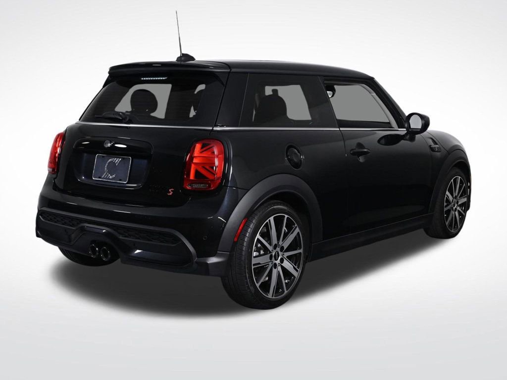 Used 2023 MINI Cooper S image 5