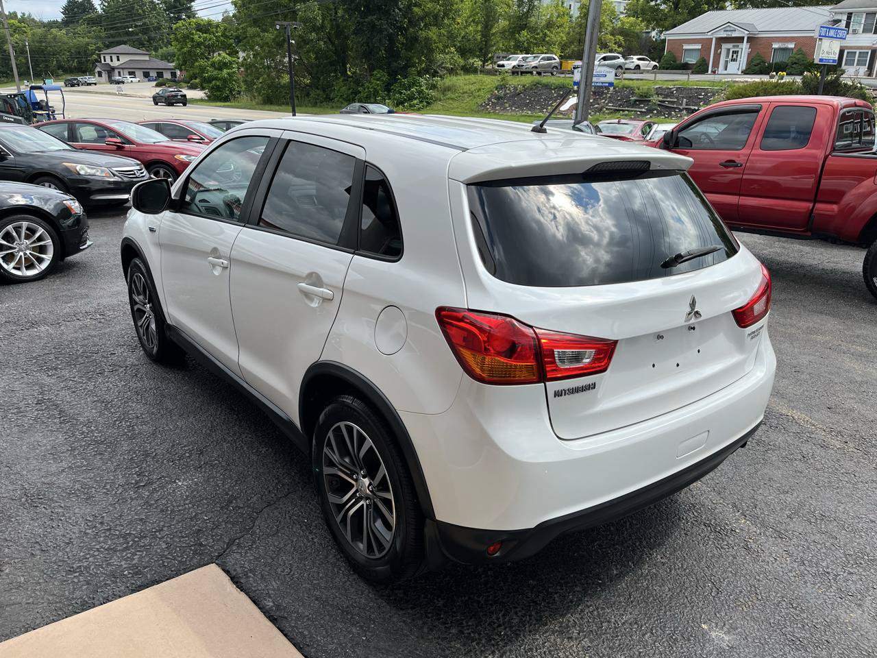 Used 2016 Mitsubishi Outlander Sport ES AWD/4WD image 8