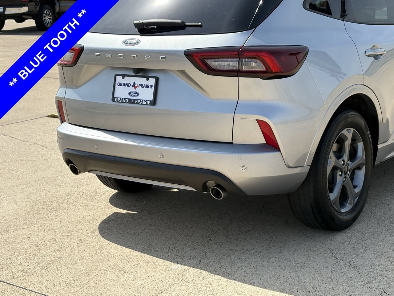Used 2024 Ford Escape ST-Line w/ Tech Pack #1 FWD image 8