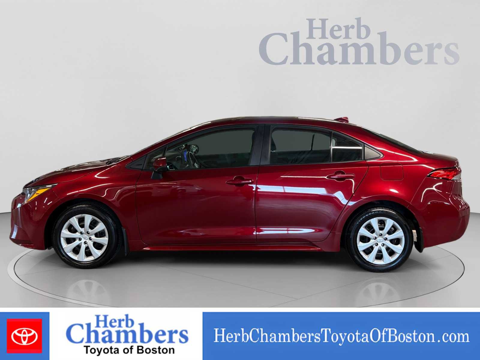 Used 2024 Toyota Corolla LE FWD image 12