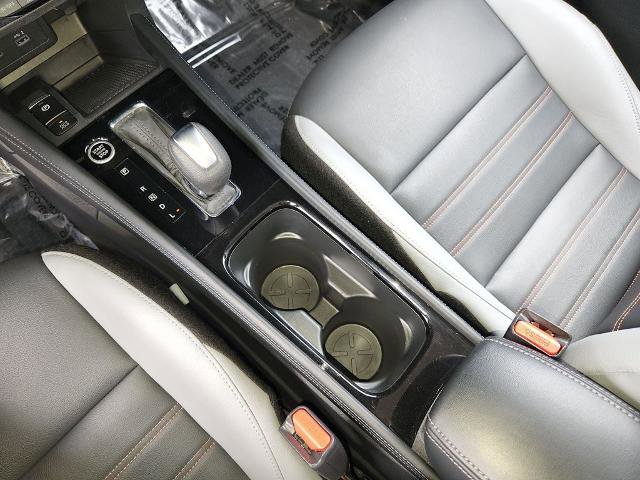 Certified 2024 Nissan Kicks SR w/ SR Premium Package image 22