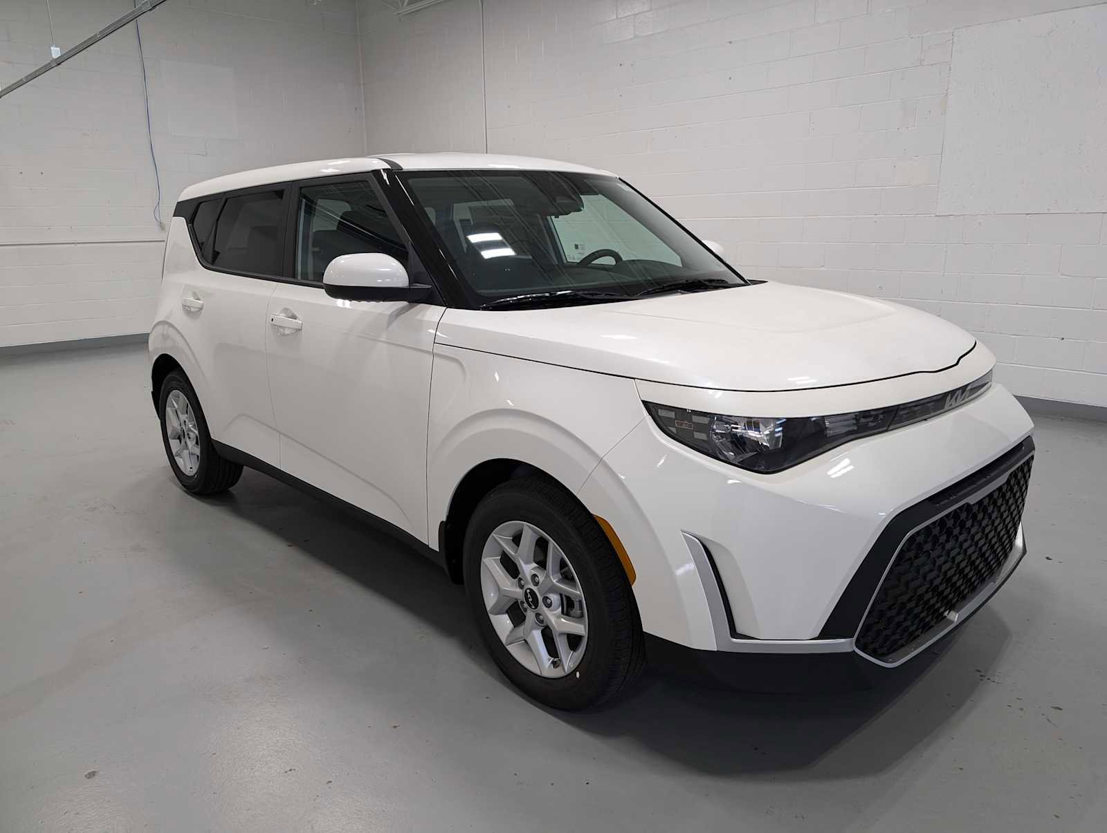 New 2025 Kia Soul S image 6