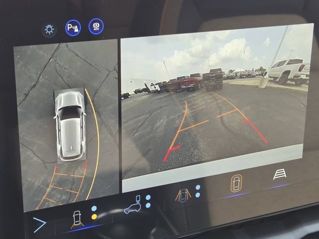 New 2027 Chevrolet Equinox ACTIV w/ Safety and Technology Package AWD/4WD image 10