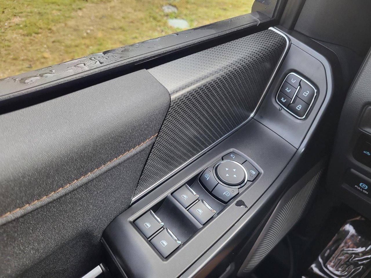 Used 2023 Ford F150 Raptor AWD/4WD image 27