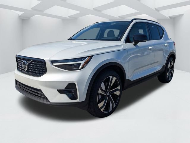 New 2026 Volvo XC40 B5 Ultra w/ Climate Package AWD/4WD image 10
