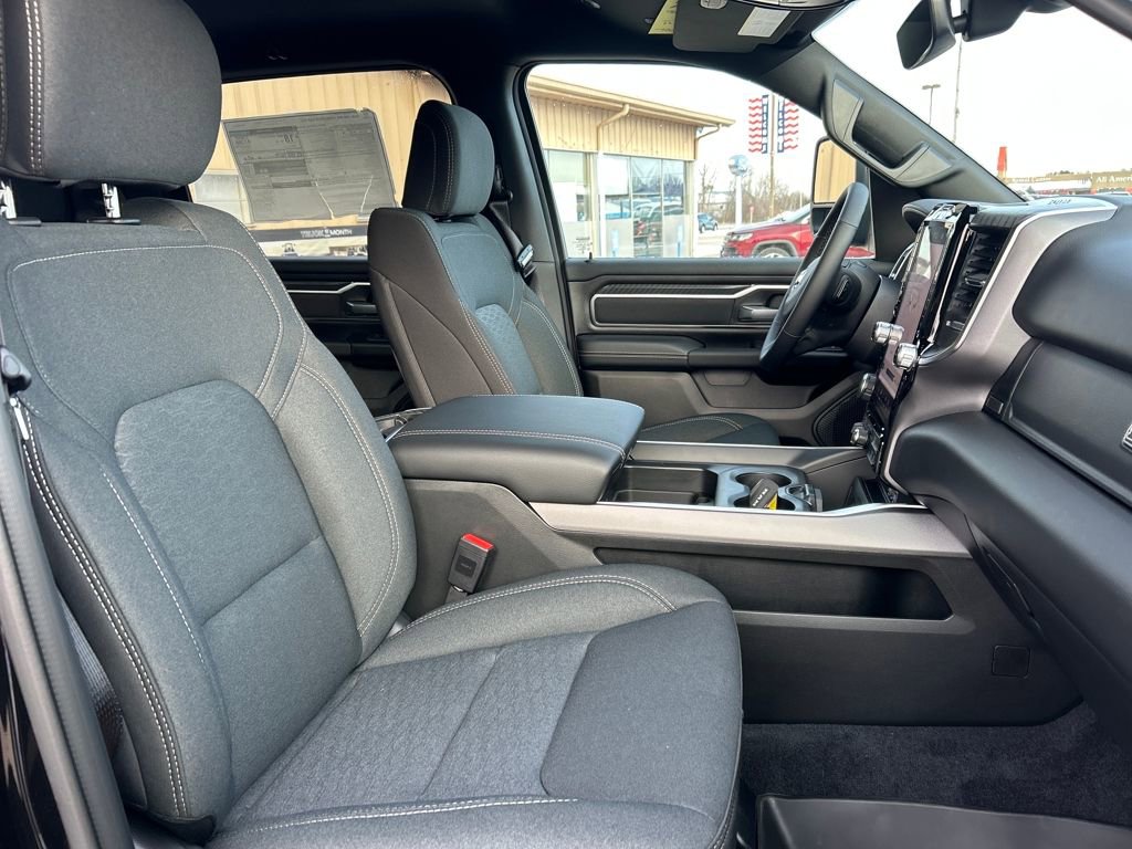 New 2026 RAM 1500 Big Horn AWD/4WD image 24