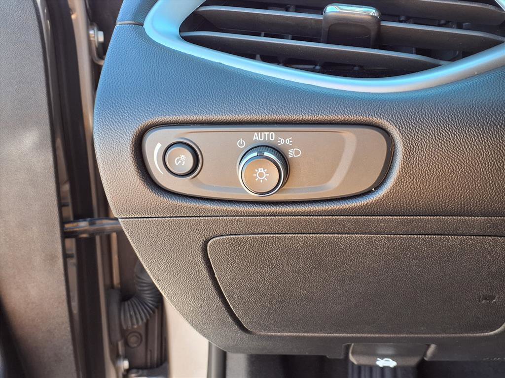 Used 2023 Chevrolet Malibu LT image 22